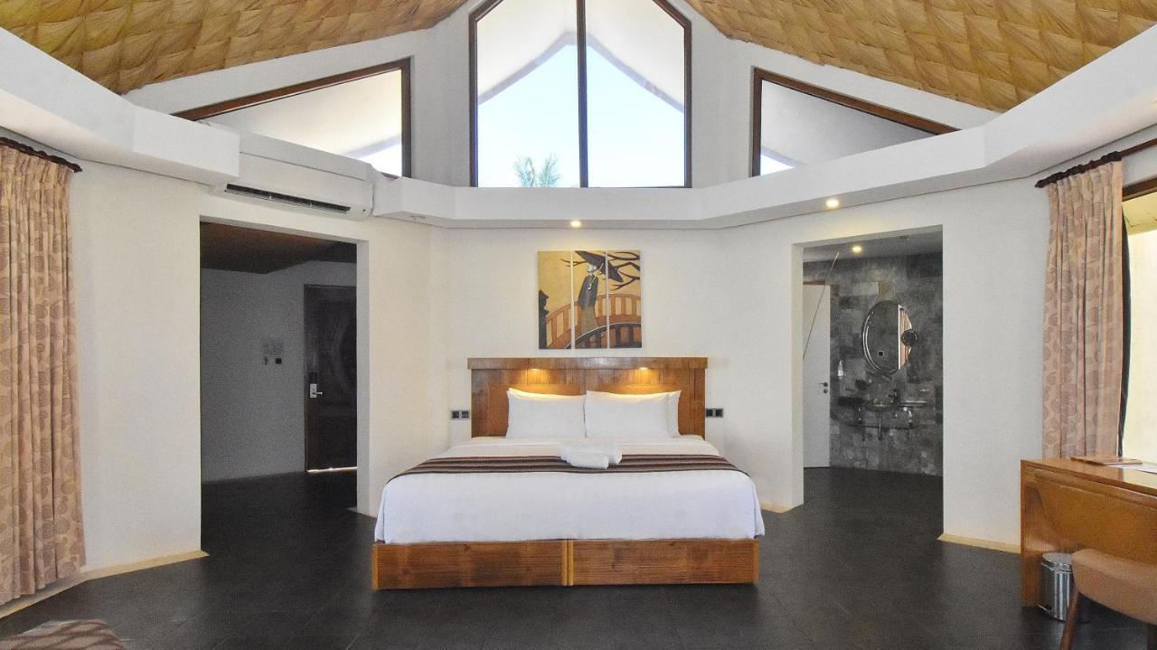 Ambassador In Paradise Balabag  Exterior photo A bedroom at the resort