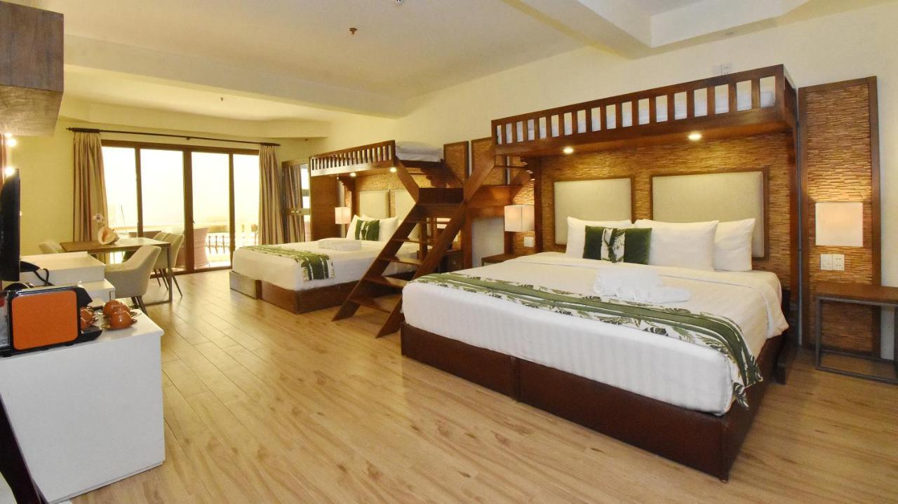 Ambassador In Paradise Balabag  Exterior photo Family Suite