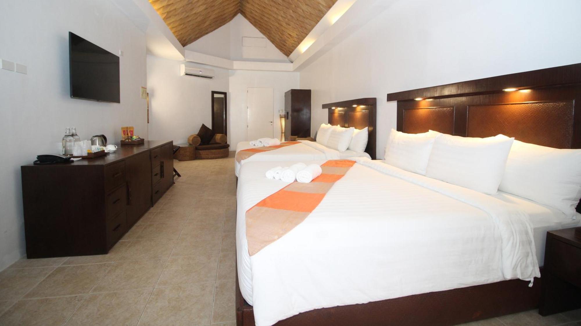 Ambassador In Paradise Balabag  Exterior photo Deluxe Room