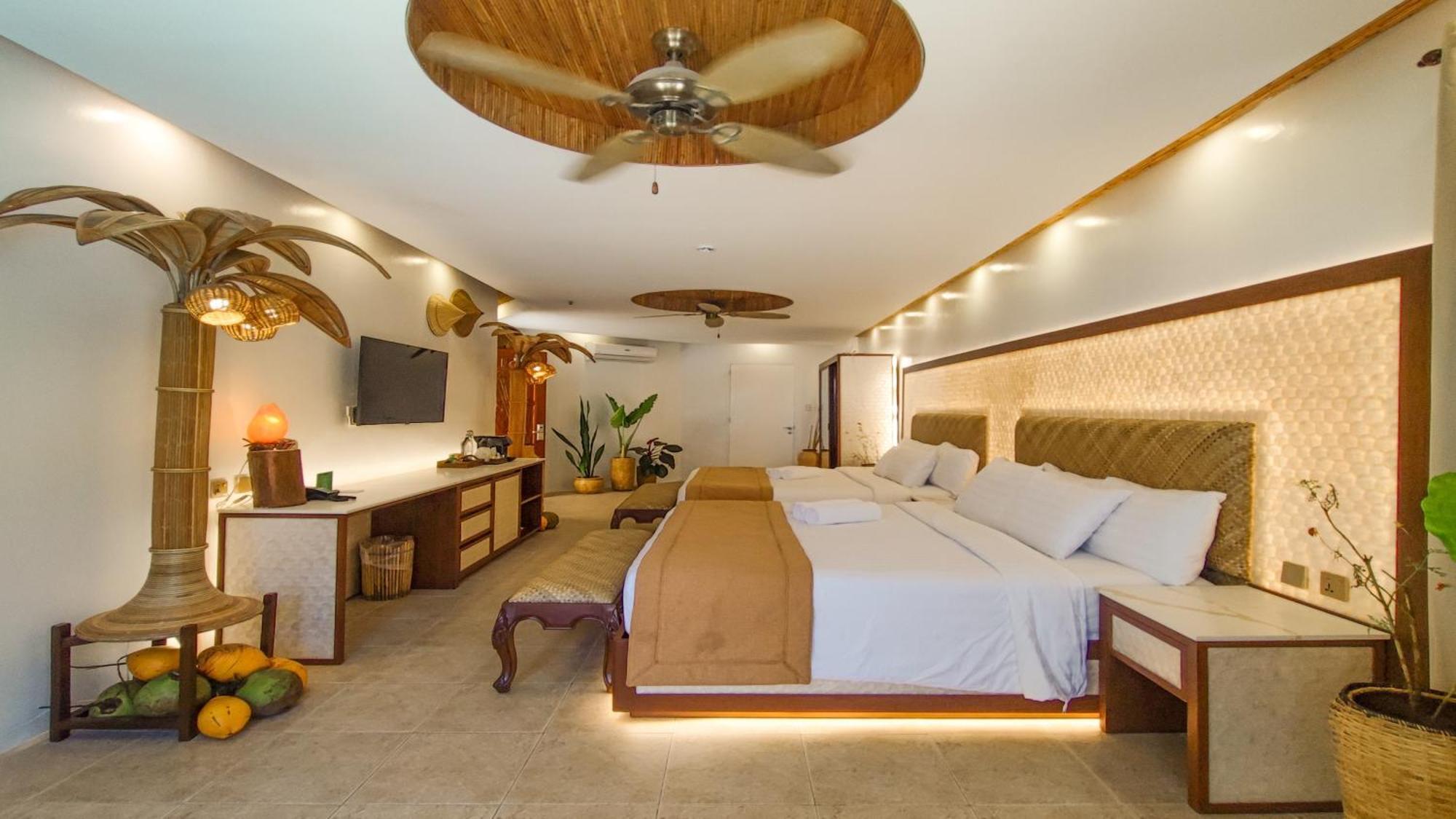 Ambassador In Paradise Balabag  Exterior photo Deluxe Room